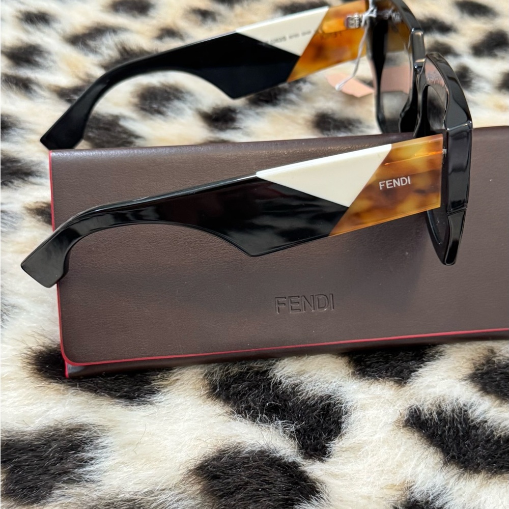 Fendi Black Square Sunglasses - Designer Women's Eyewear - Picture 4 of 4
